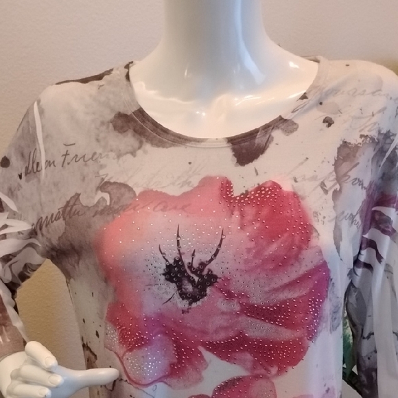 Floral Asymmetric Long Sleeve Women's Top - Pink/White/Grey - Picture 3 of 9